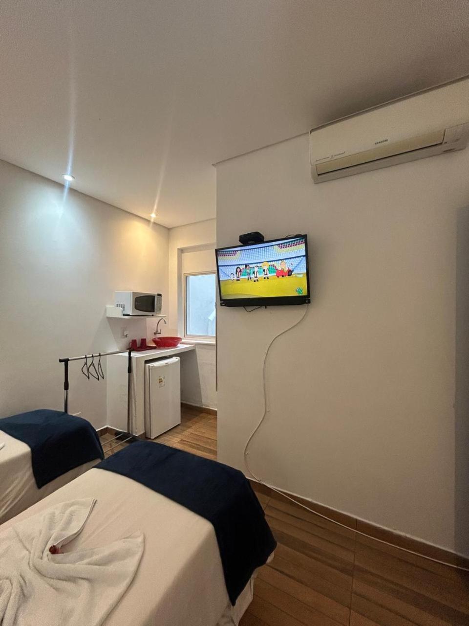 Pousada E Hostel Sao Paulo Comfort - Bairro Pinheiros, Proximo Hospital Das Clinicas E Incor, Oscar Freire, Av Paulista, Allianz, Vila Madalena E Facil Acesso Ao Ibirapuera E Morumbi Bagian luar foto